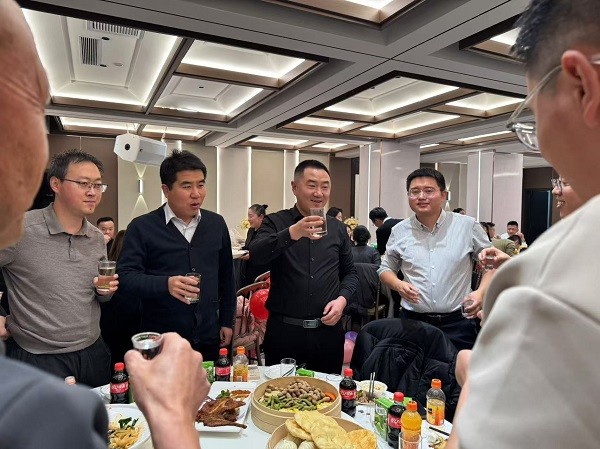 年終總結(jié)大會圓滿落幕