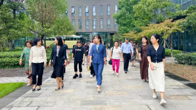 江蘇省無錫市婦聯(lián)黨組成員、副主席朱芳一行蒞臨健培科技考察調研